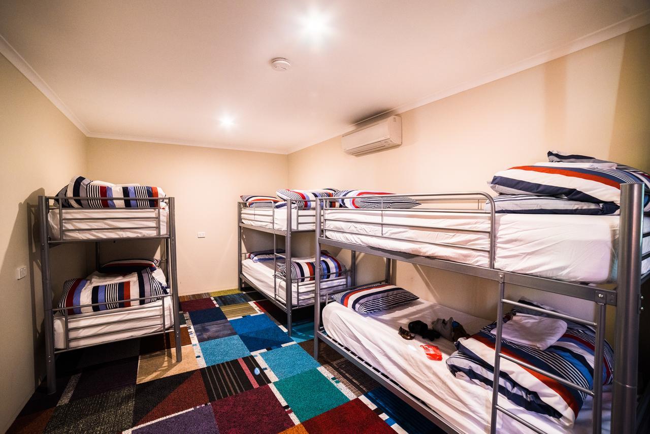 Jump Inn Alice Budget Accommodation Alice Springs Εξωτερικό φωτογραφία