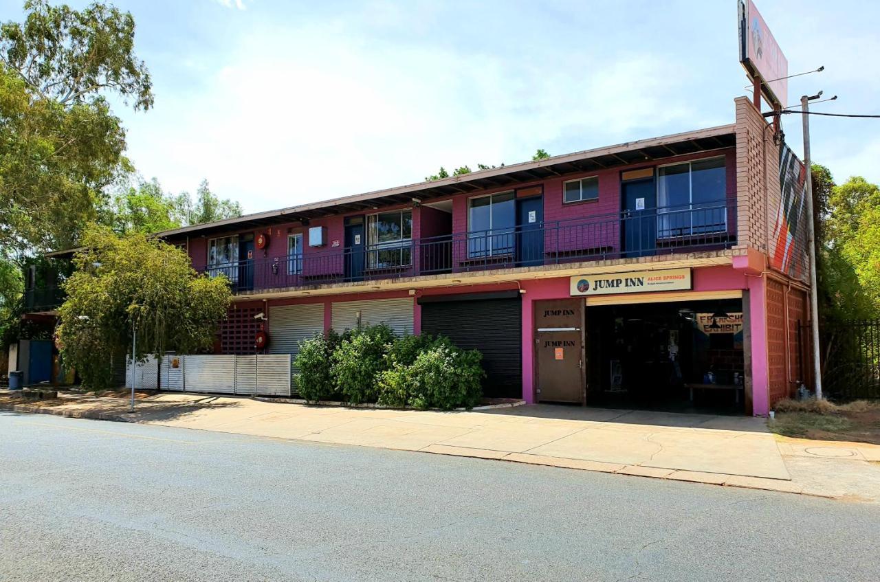 Jump Inn Alice Budget Accommodation Alice Springs Εξωτερικό φωτογραφία