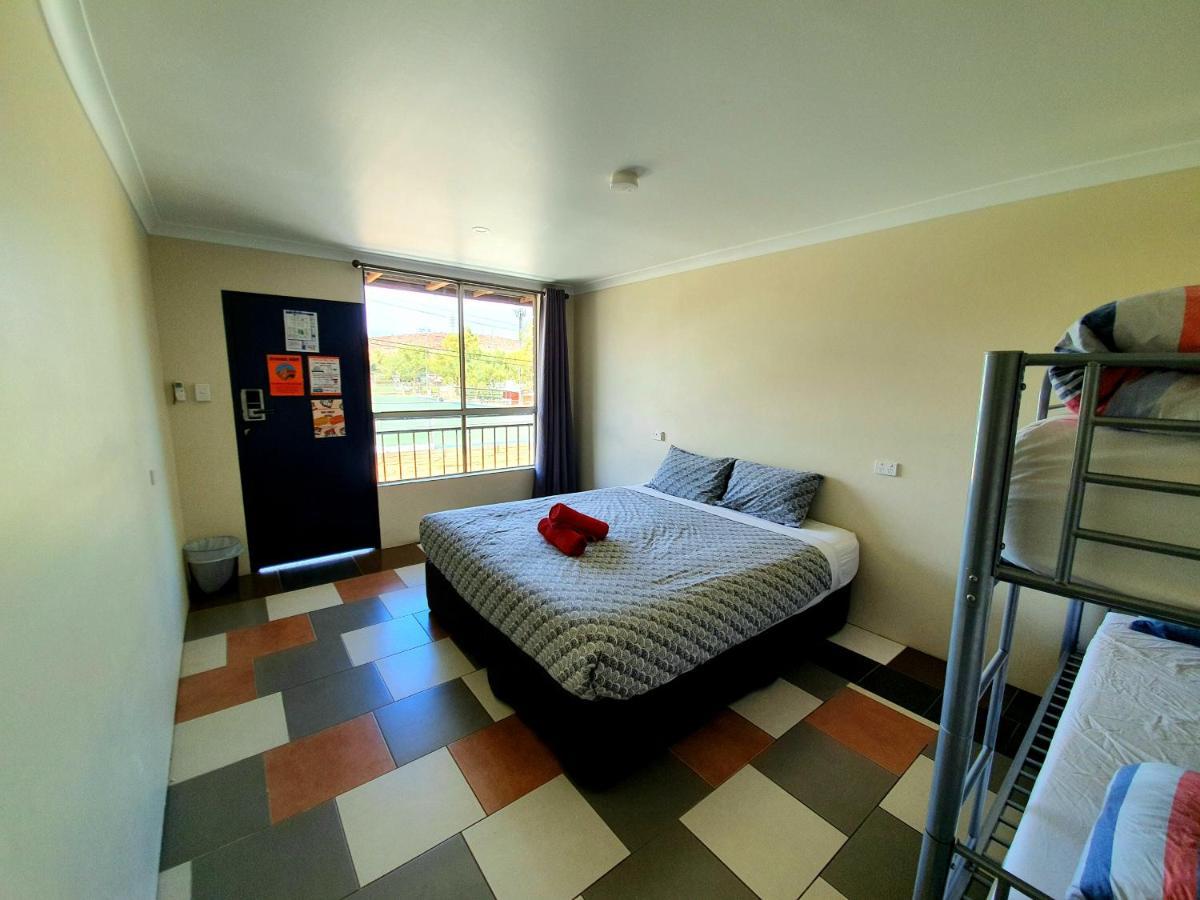 Jump Inn Alice Budget Accommodation Alice Springs Εξωτερικό φωτογραφία