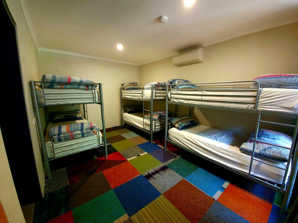 Jump Inn Alice Budget Accommodation Alice Springs Εξωτερικό φωτογραφία